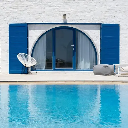 Francia With Seaview And Private Swimming Pool Villa *